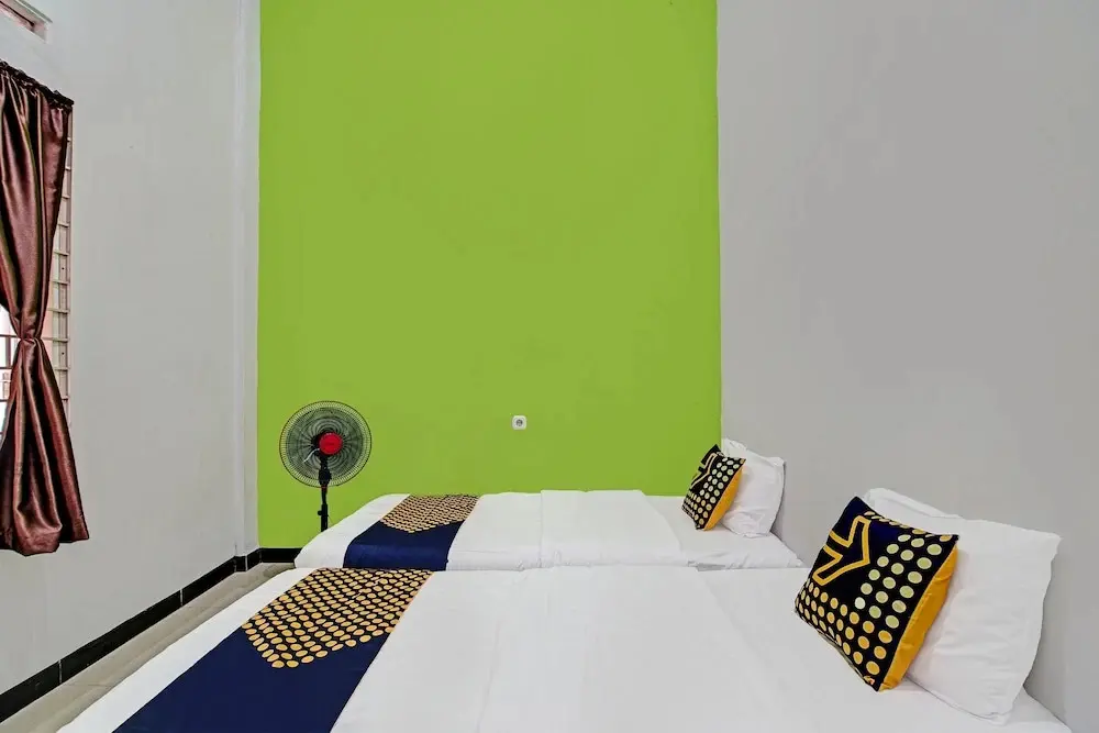 Пеканбару: SPOT ON 92255 Lucky Guesthouse