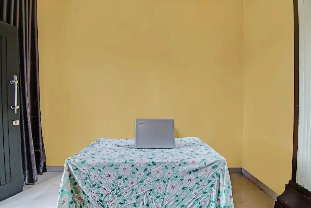 Пеканбару: SPOT ON 92255 Lucky Guesthouse