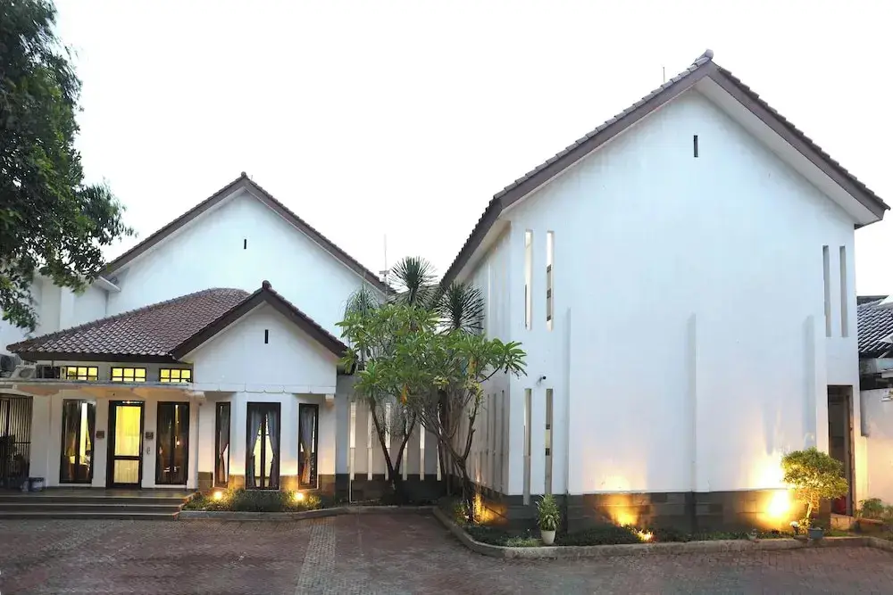 Джакарта: Jambuluwuk Residence Menteng
