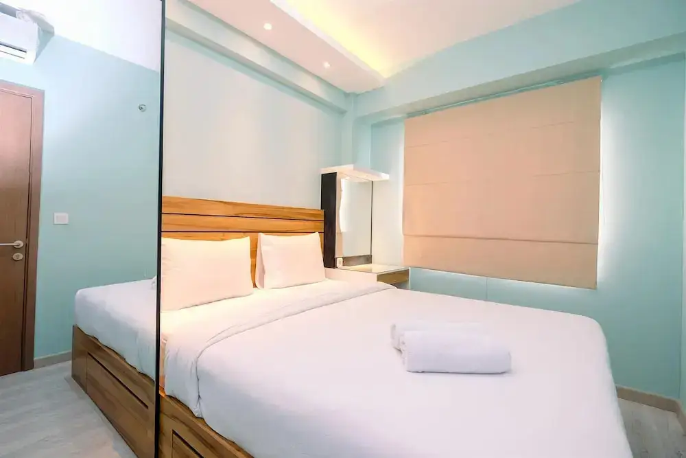 Best Homey and Comfort 2BR at Podomoro Golf View Apartment — фото 1