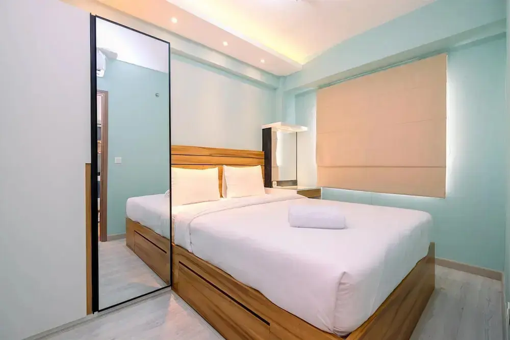 Читарингул: Best Homey and Comfort 2BR at Podomoro Golf View Apartment