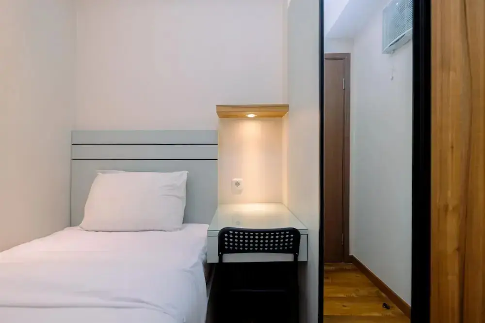 Читарингул: Best Homey and Comfort 2BR at Podomoro Golf View Apartment