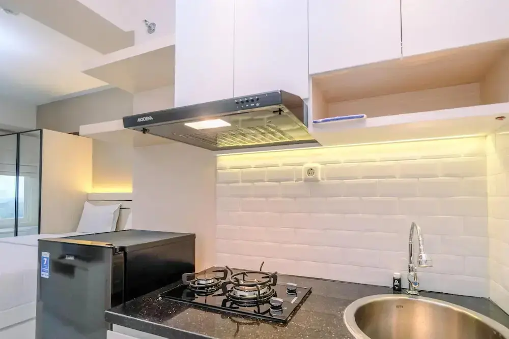 Читарингул: Comfort and Simply Studio Apartment at Podomoro Golf View