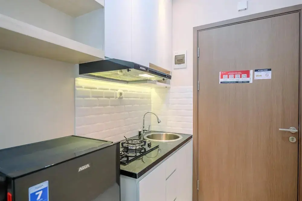 Читарингул: Comfort and Simply Studio Apartment at Podomoro Golf View