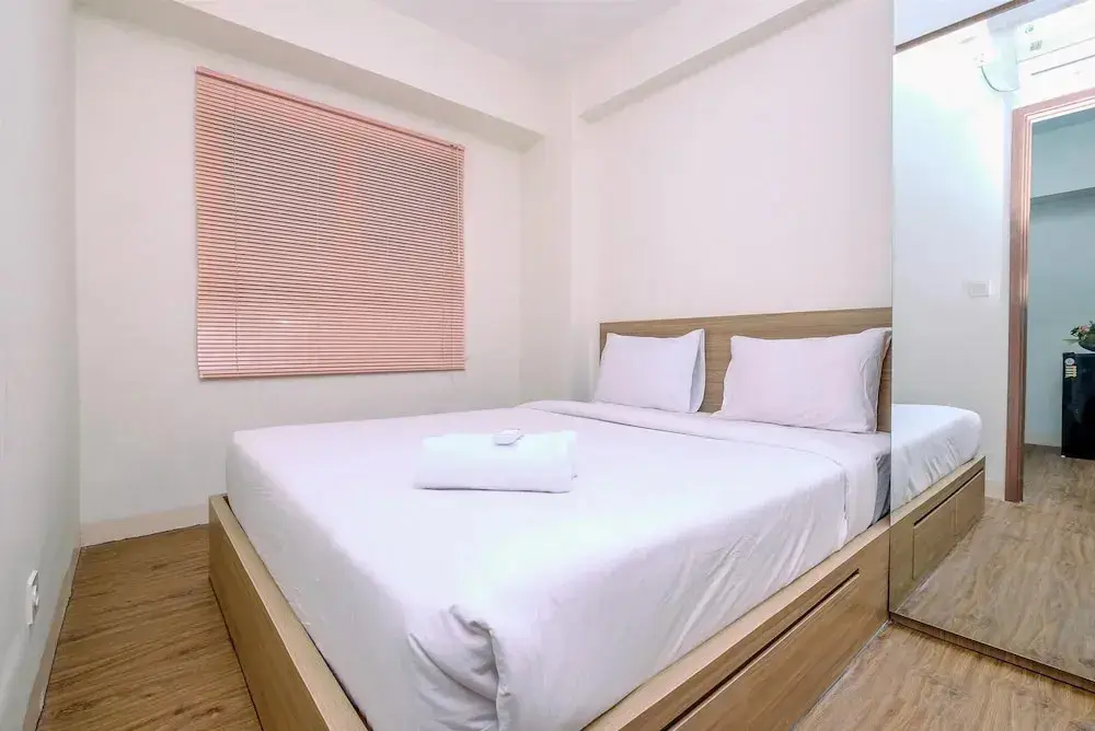 Читарингул: Warm and Simply Look 2BR at Podomoro Golf View Apartment
