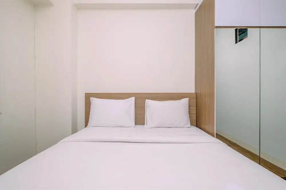 Читарингул: Warm and Simply Look 2BR at Podomoro Golf View Apartment