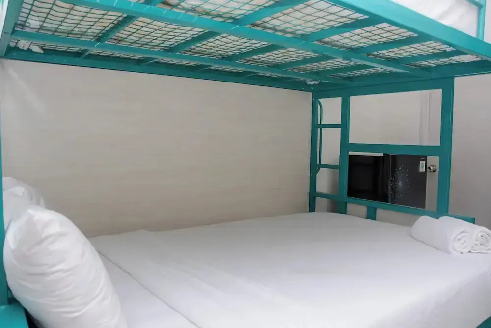 Читарингул: Comfort Studio Apartment for 4 Pax at Podomoro Golf View