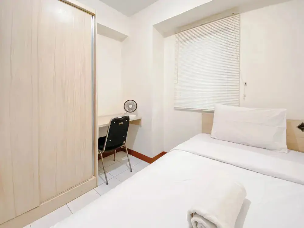 Бандунг: The Serene Sanctuary 2BR at Gateway Ahmad Yani Cicadas Apartment