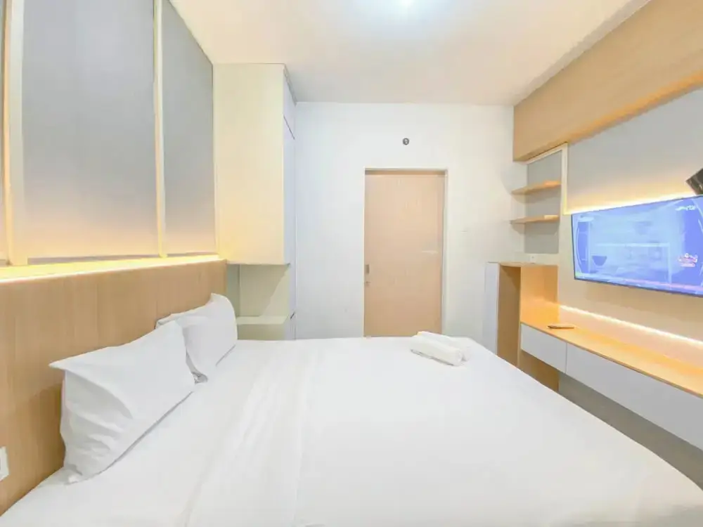 Семаранг: Cozy and Homey Studio at The Alton Apartment