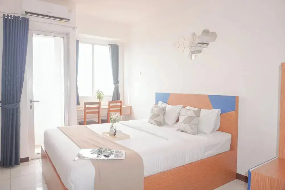 Чикаранг: Homey Studio at Riverview Jababeka Apartment