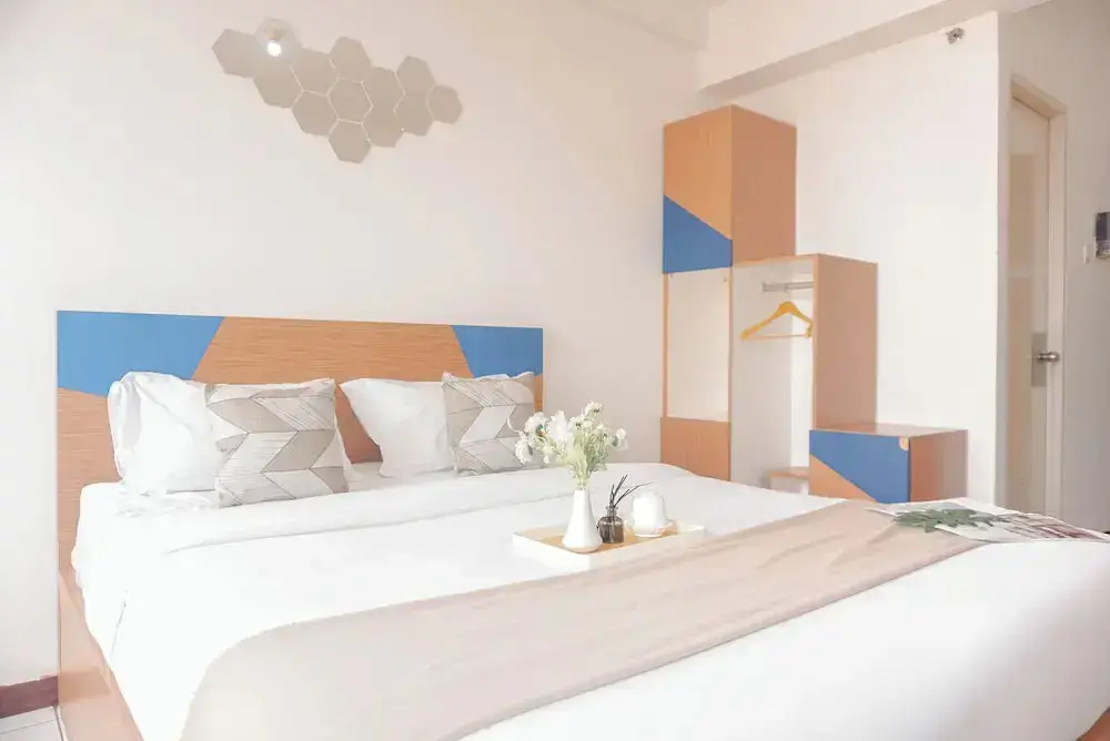Чикаранг: Homey Studio at Riverview Jababeka Apartment