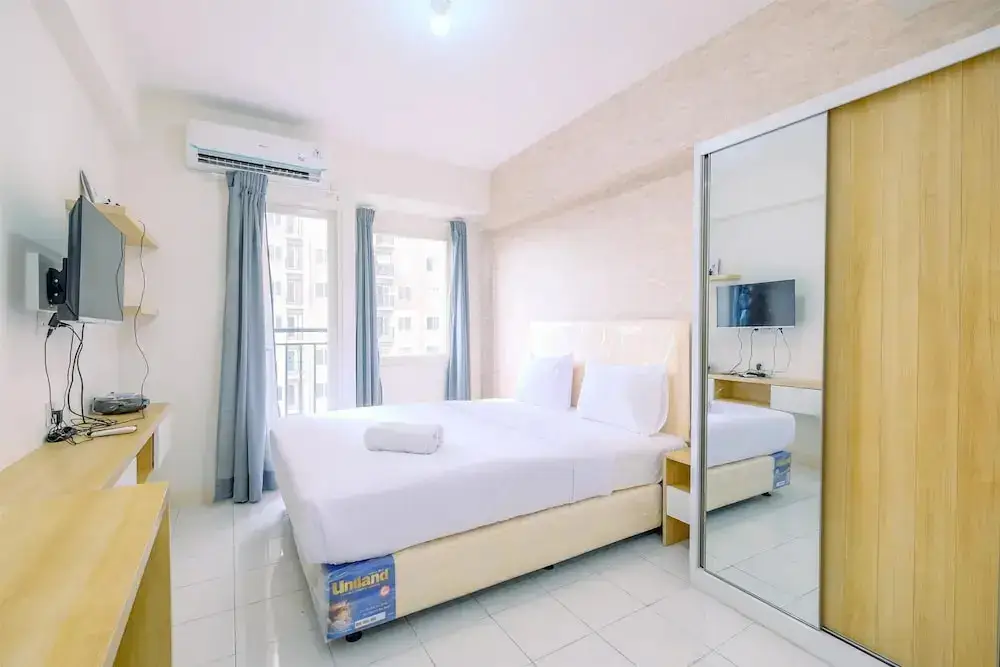 Читарингул: Nice and Warm Studio at Podomoro Golf View Apartment