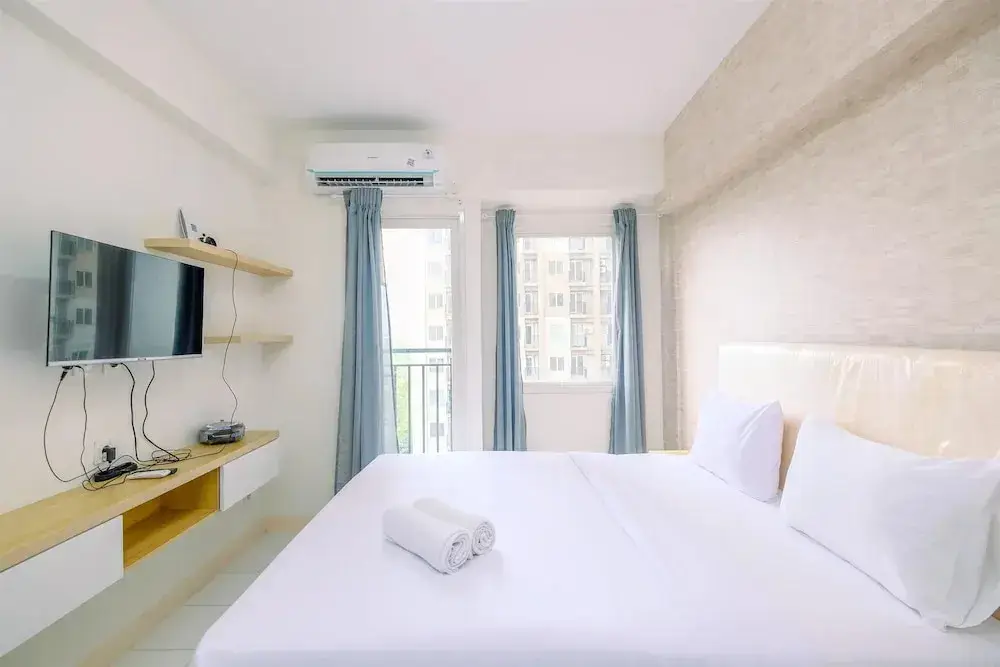 Читарингул: Nice and Warm Studio at Podomoro Golf View Apartment