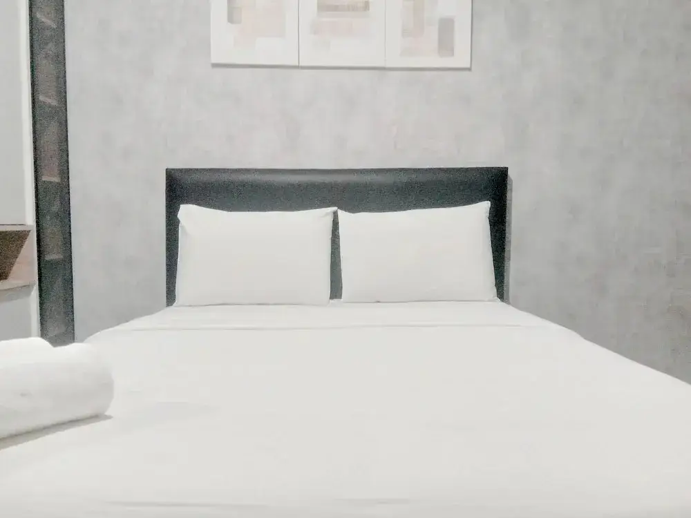 Макассар: The Trendy Terrace Studio at Delft Ciputra Makassar Apartment
