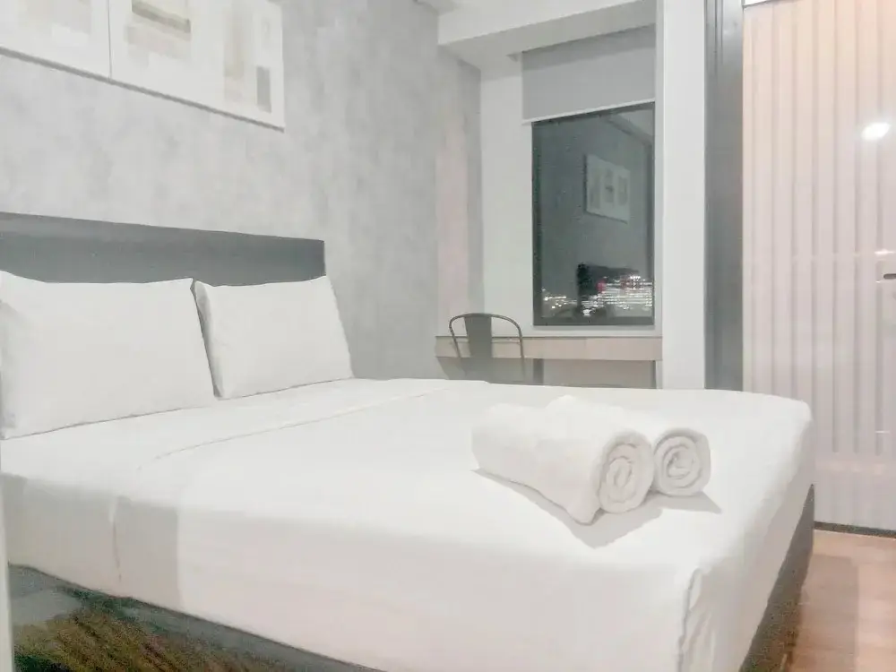 Макассар: The Trendy Terrace Studio at Delft Ciputra Makassar Apartment