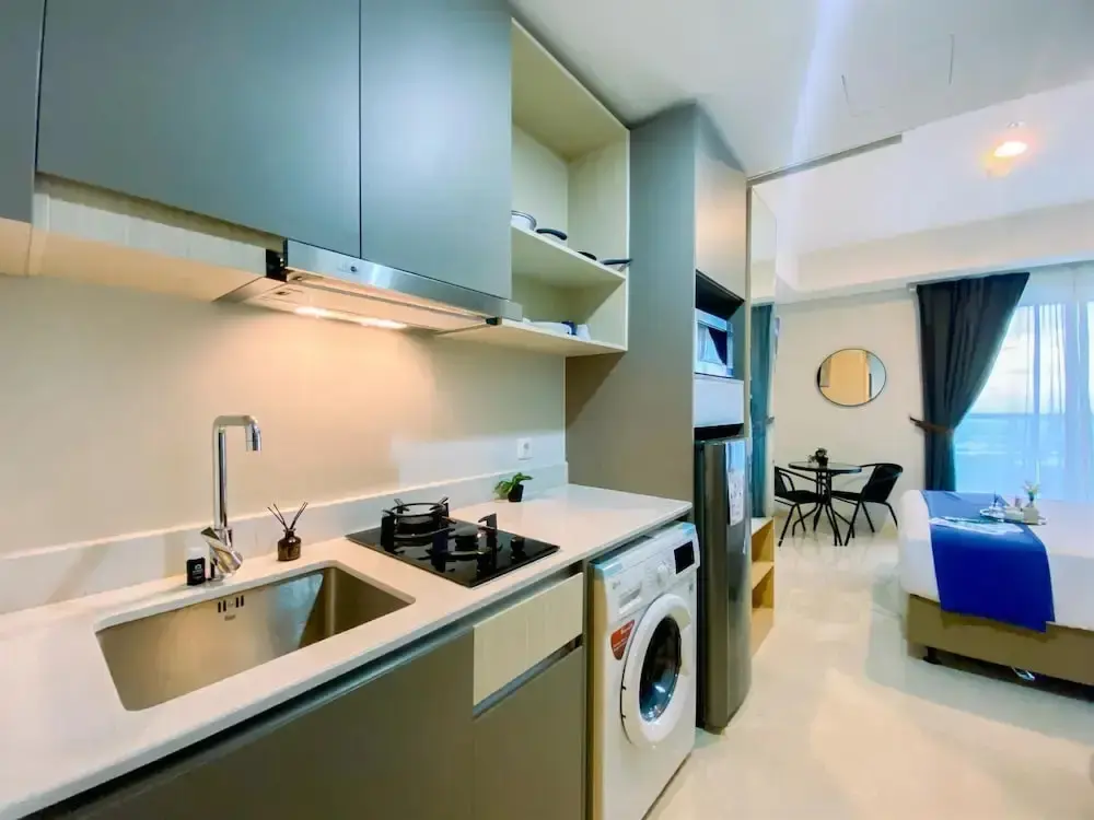 Джакарта: Best View and Comfy Studio at Gold Coast Apartment