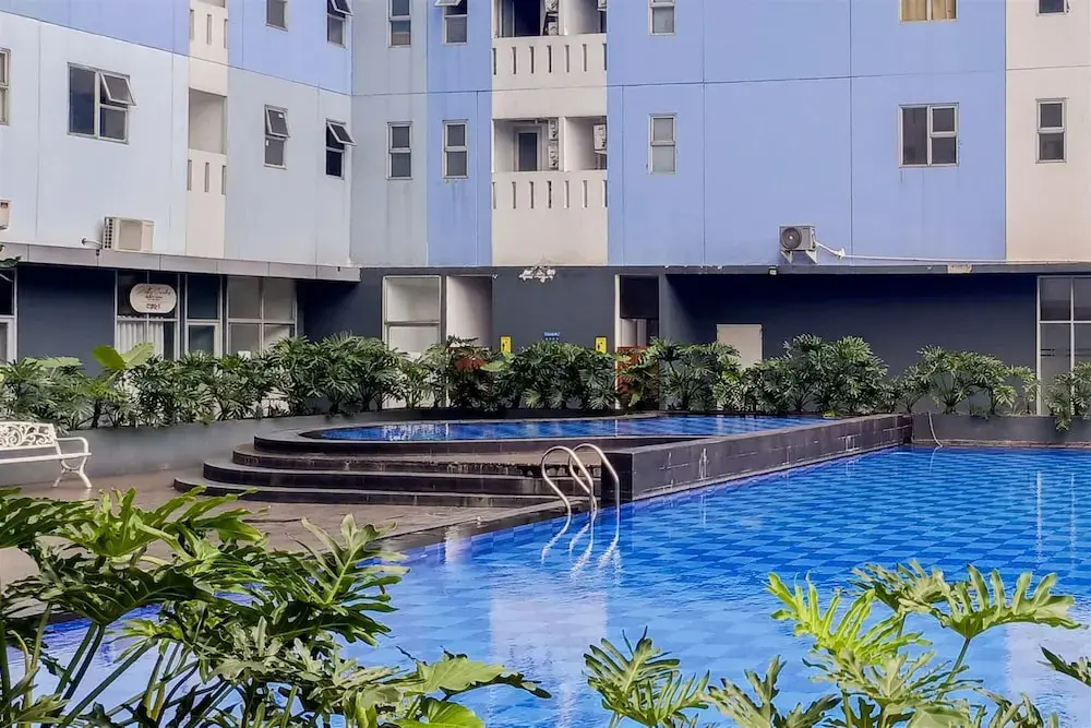 Южный Тангеранг: Comfy Studio Apartment at Urbantown Serpong