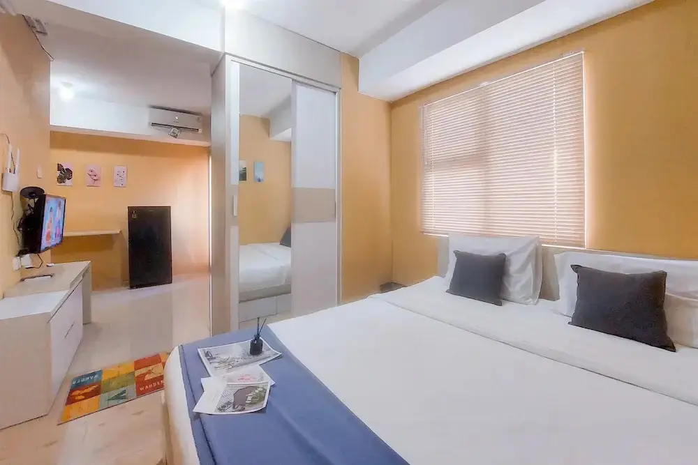 Южный Тангеранг: Comfy Studio Apartment at Urbantown Serpong
