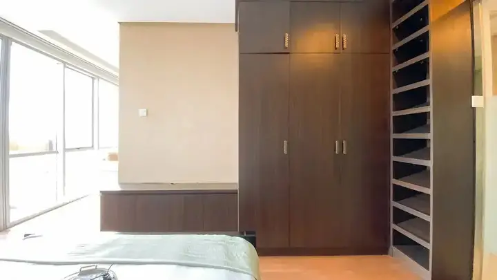 Джакарта: Elegant and Spacious Studio at Kemang Mansion Apartment