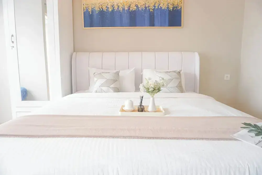 Сукарайя: Homey Living and Well Designed Studio Room at Royal Sentul Park Apartment