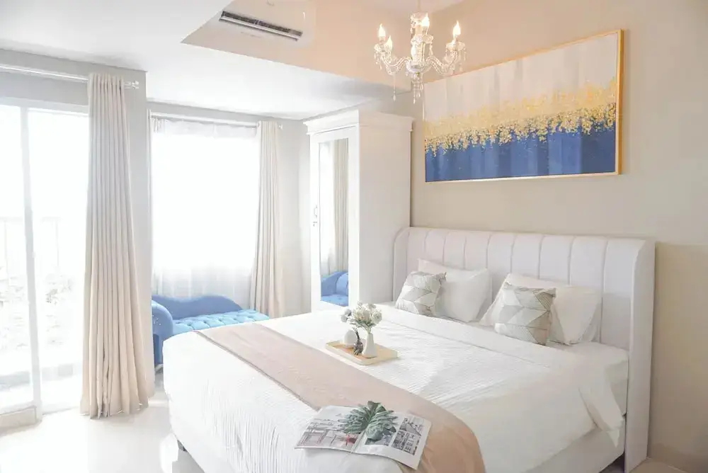Сукарайя: Homey Living and Well Designed Studio Room at Royal Sentul Park Apartment