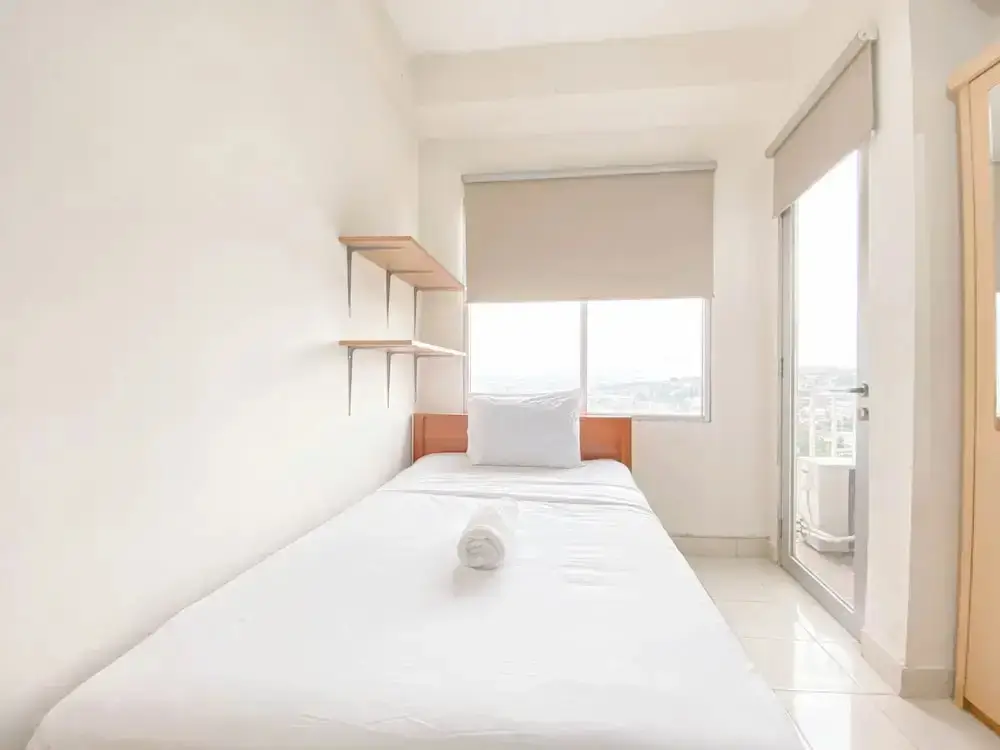 Сумеданг: Tranquil and Comfy Studio Apartment at Easton Park Residence Jatinangor