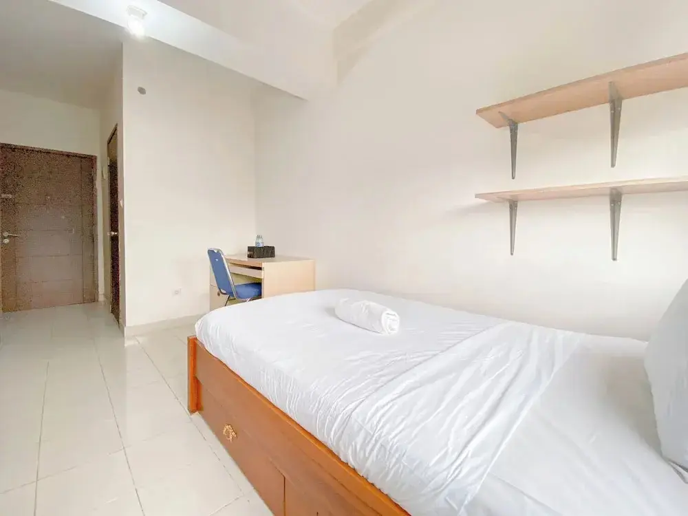 Сумеданг: Tranquil and Comfy Studio Apartment at Easton Park Residence Jatinangor