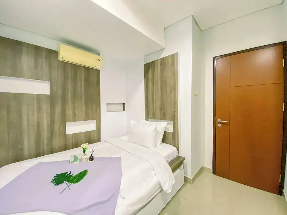 Джакарта: Cozy and Spacious 2BR Apartment at Royal Olive Residence