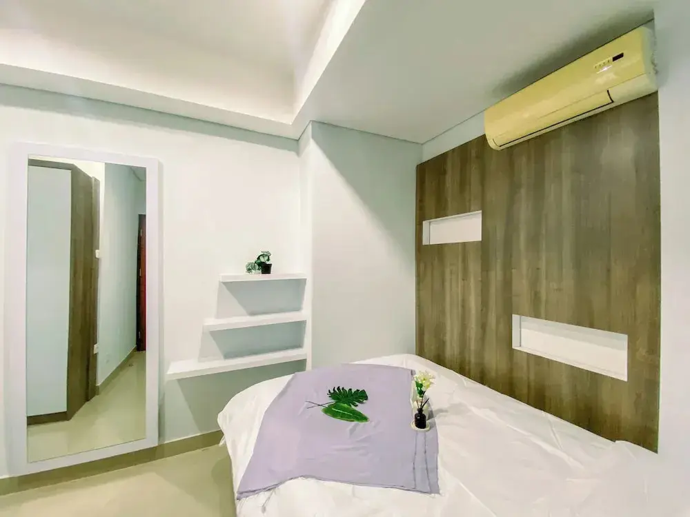 Джакарта: Cozy and Spacious 2BR Apartment at Royal Olive Residence