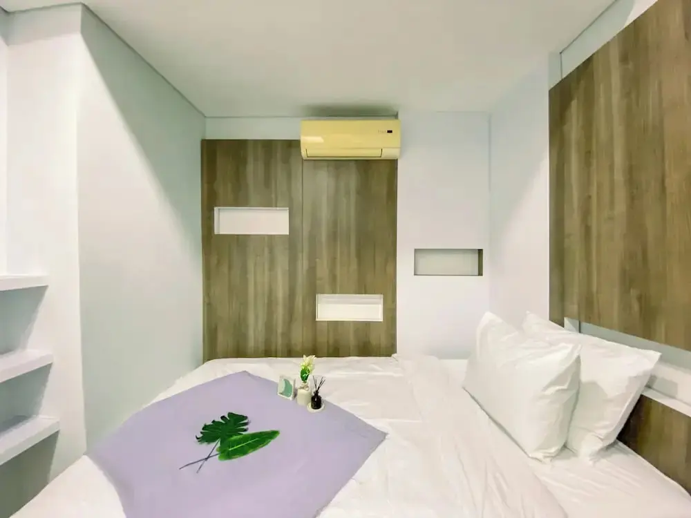 Джакарта: Cozy and Spacious 2BR Apartment at Royal Olive Residence