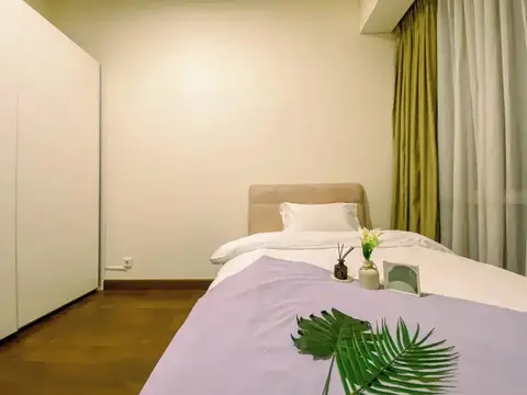 Spacious and Cozy 2BR Apartment Kemang Village — фото 1