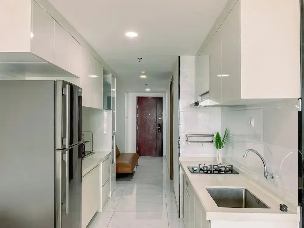 Legok: Tranquil Living 3BR Apartment Sky House BSD