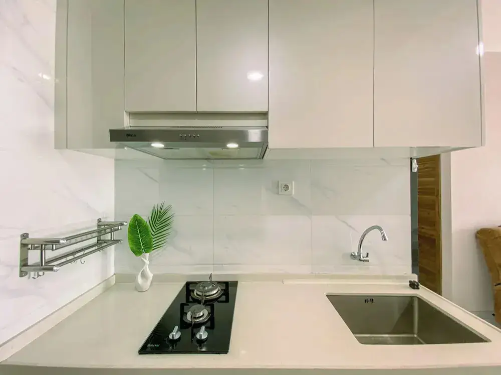 Legok: Tranquil Living 3BR Apartment Sky House BSD