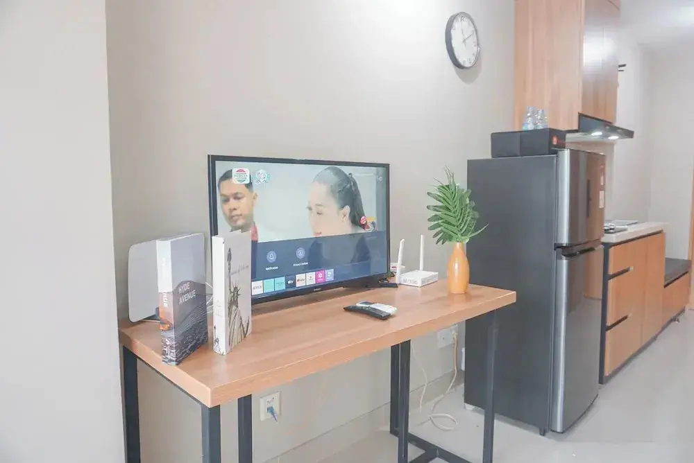 Бекаси: Comfortable Studio Room at Gateway Park LRT City Bekasi