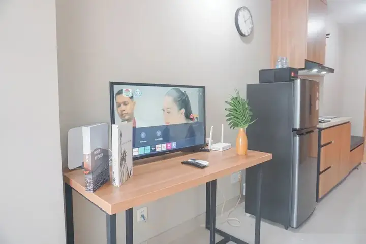 Бекаси: Comfortable Studio Room at Gateway Park LRT City Bekasi
