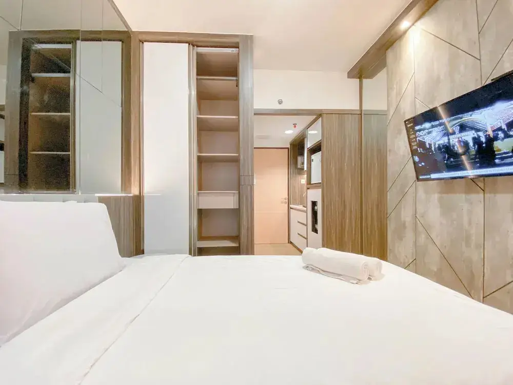 Семаранг: Comfortable and Homey Studio at The Alton Apartment