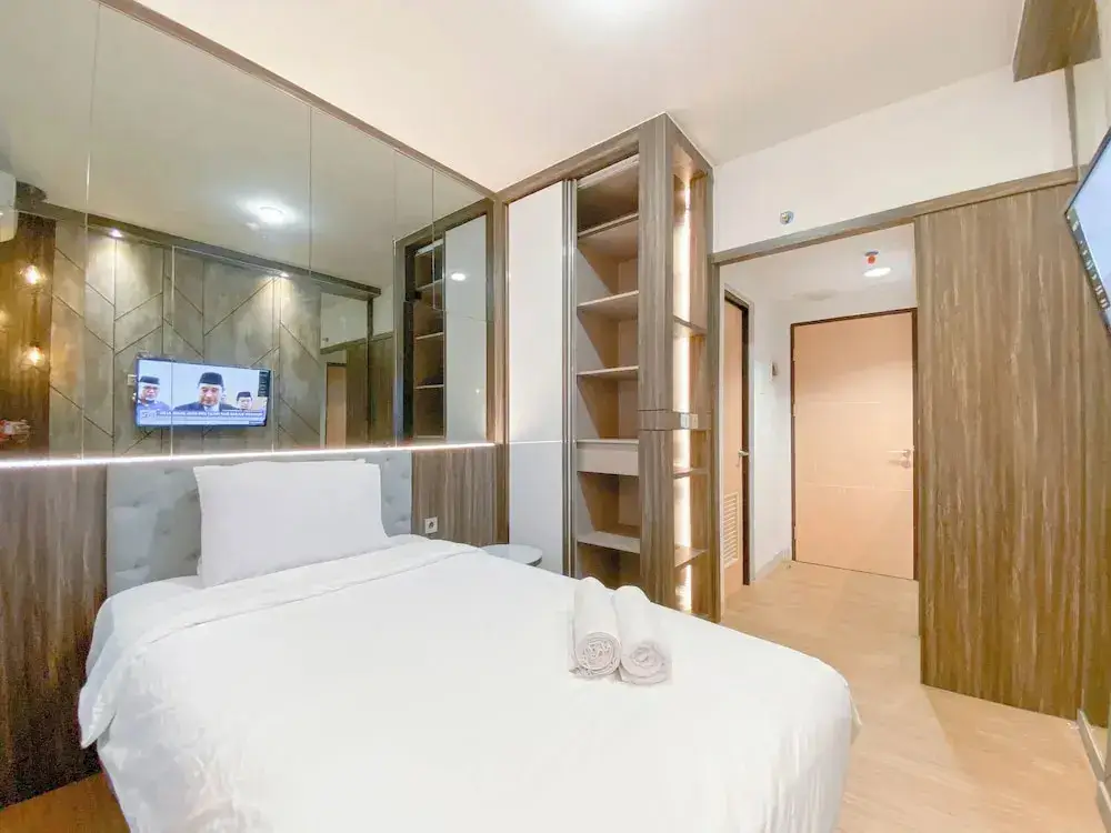 Семаранг: Comfortable and Homey Studio at The Alton Apartment