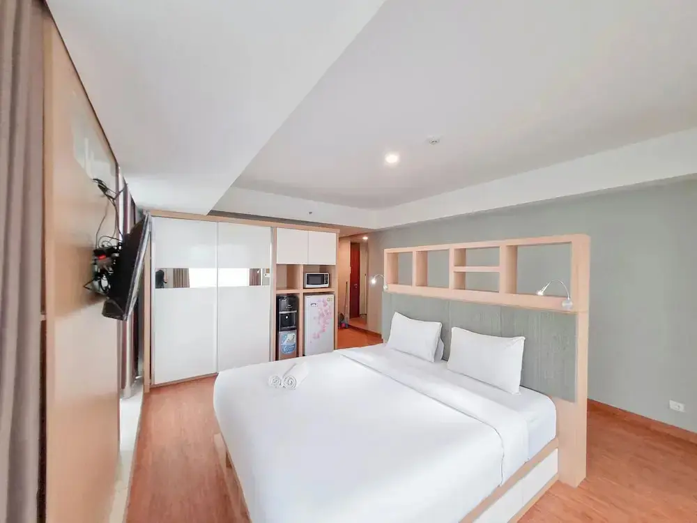 Ngaglik: Contemporary Studio No Kitchen Apartment Mataram City