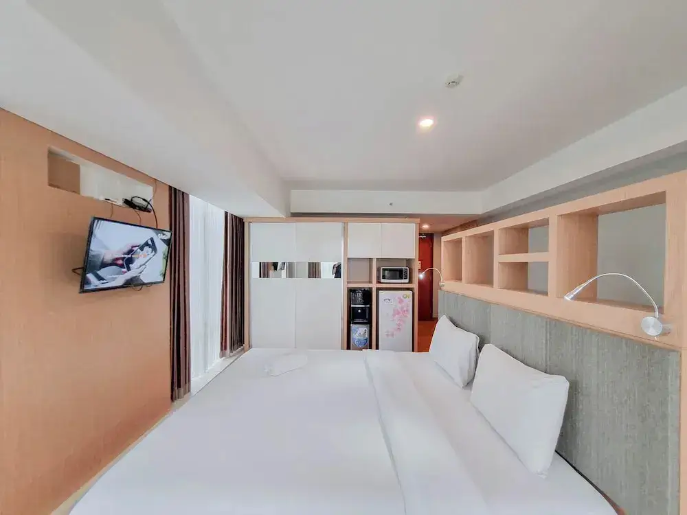 Ngaglik: Contemporary Studio No Kitchen Apartment Mataram City