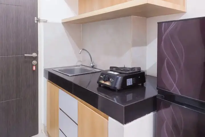 Legok: Cozy and Minimalist Studio Apartment Serpong Garden