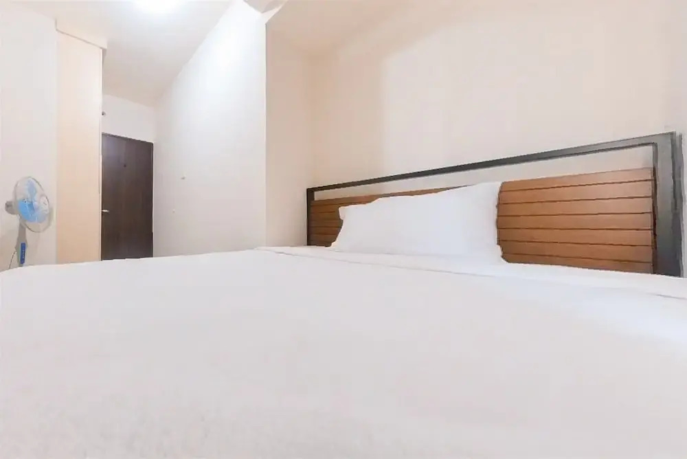 Южный Тангеранг: Good Deal and Modern 2BR Apartment Serpong Greenview