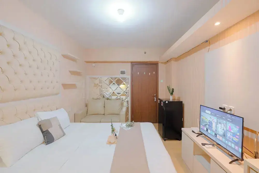 Депок: Nice and Comfy Studio at Cinere Resort Apartment