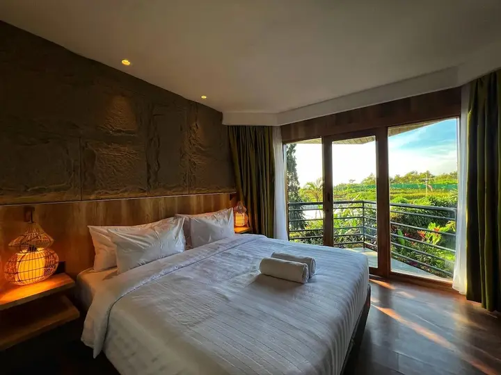 Бату: Villa 4-BR Klub Bunga No. 10 Batu Malang