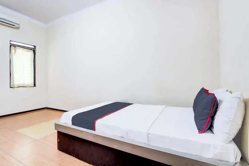 Пурвокерто: OYO 94443 Asri Guest House