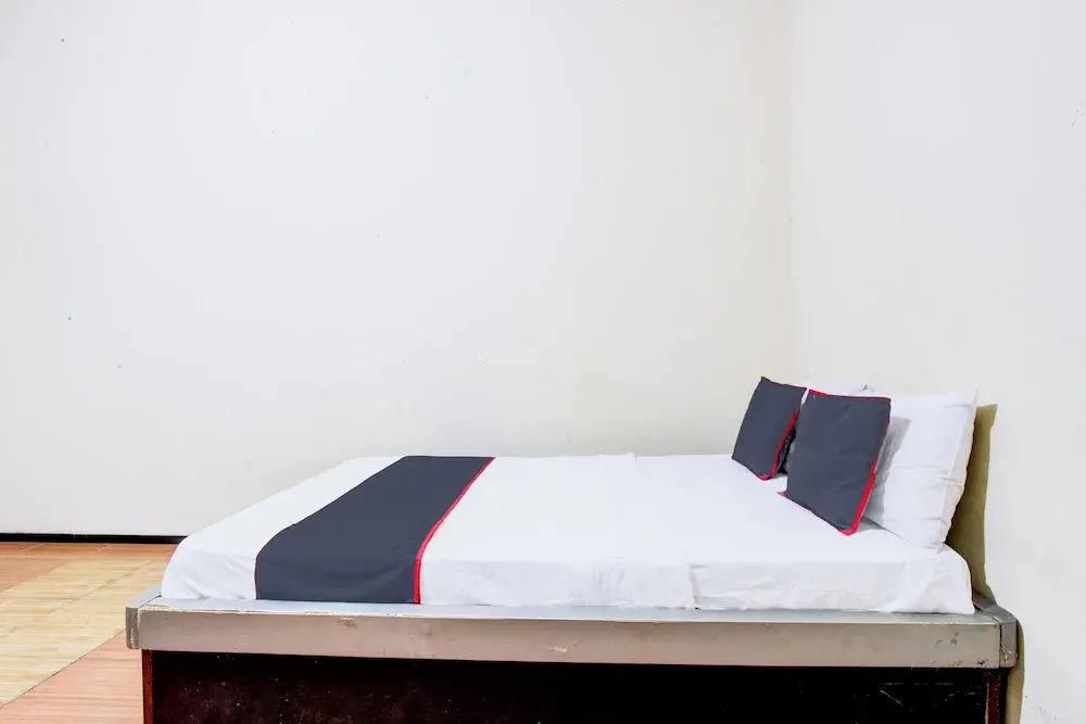 Пурвокерто: OYO 94443 Asri Guest House