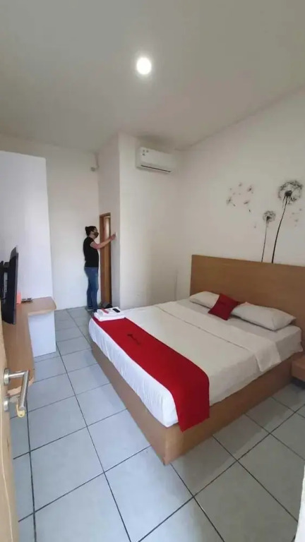 Южный Тангеранг: Capital O 94359 Aurora Guest House