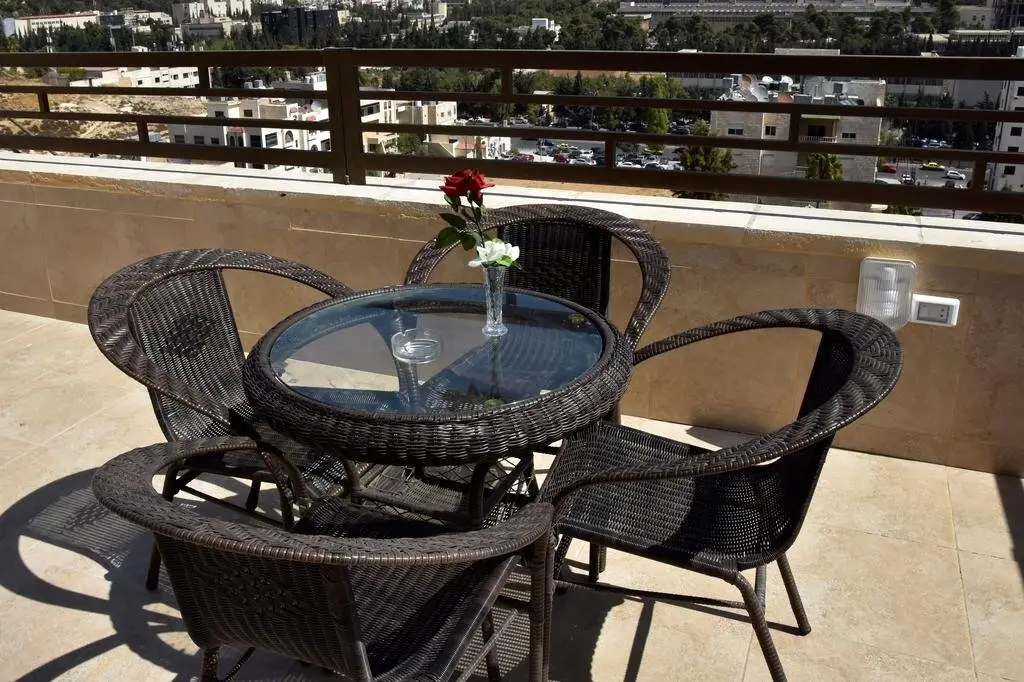Al Bateel Hotel Apartments — фото 1
