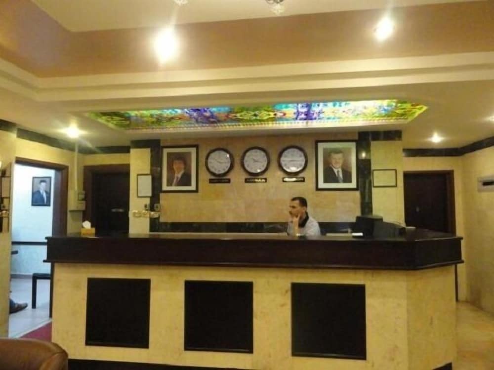Golden Palace Hotel Apartments — фото 1
