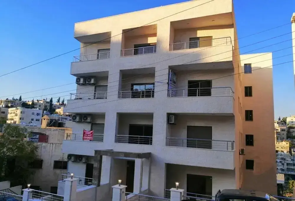 Amazing one Bedroom Apartment in Amman,elwebdah 10 — фото 1