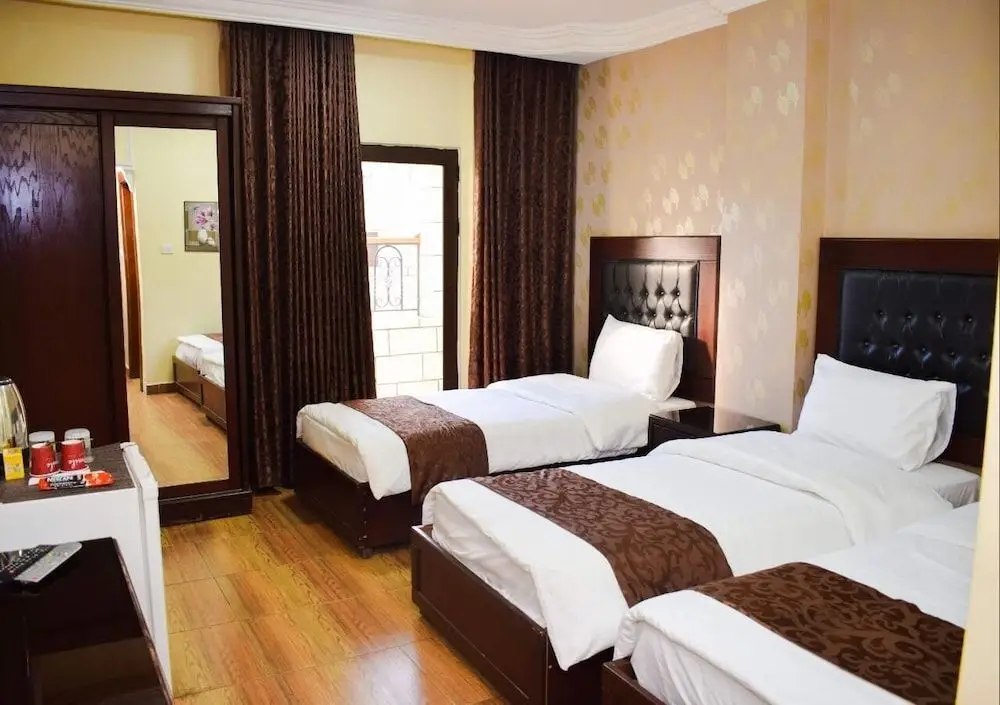 Hotel Prestige — фото 1